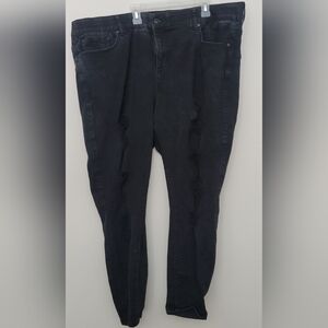 Torrid. Black. Bombshell skinny jeans. Size 24r. Great condition.